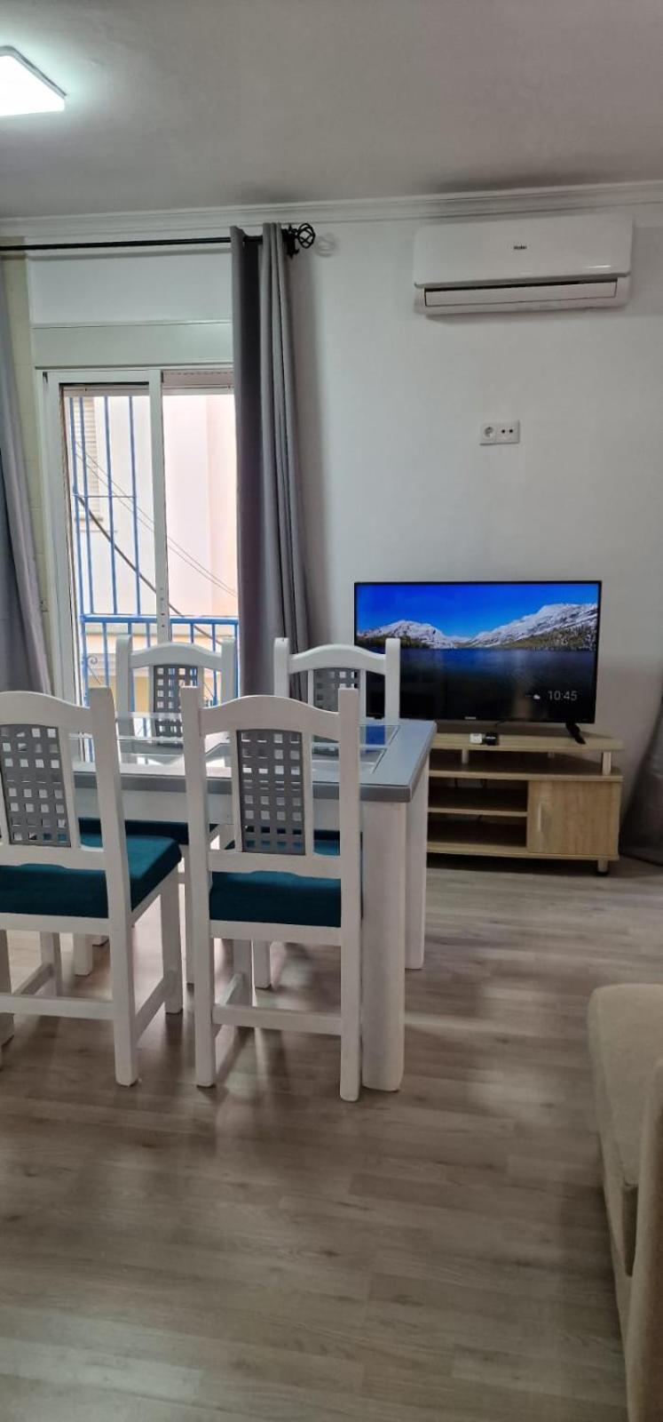 Apartamentos Ana'S Cozy Inns Τορρεμολίνος Εξωτερικό φωτογραφία